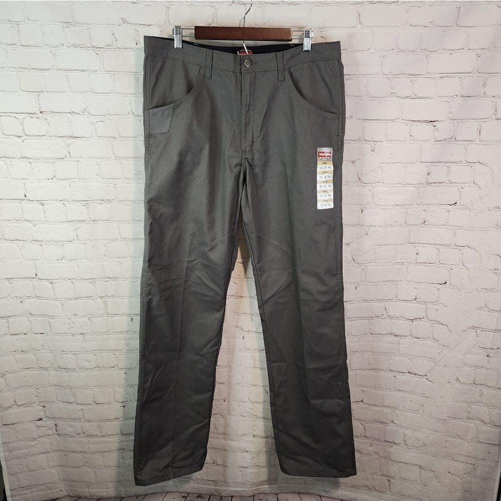 Men's Wrangler Workwear "relaxed" chino pants, size 36 X 34